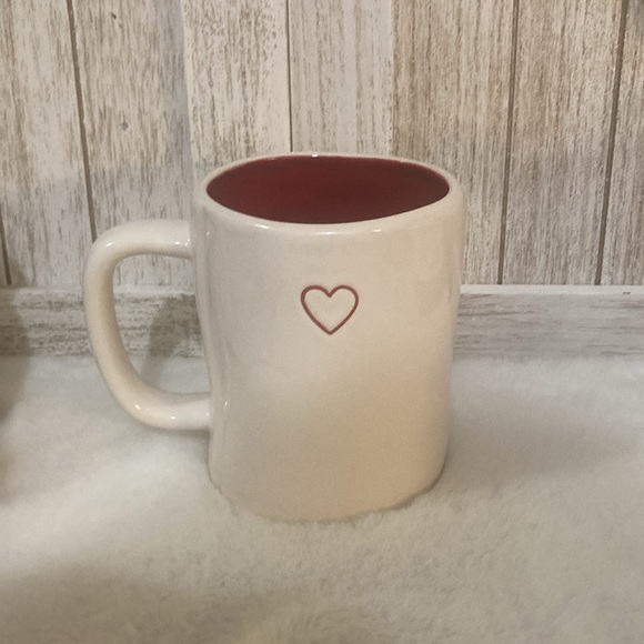 Rae Dunn Heart Mug - Picture 3 of 4
